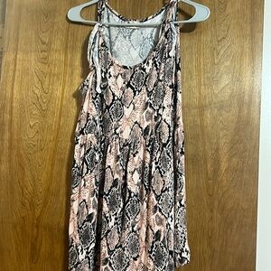 Women’s boutique top